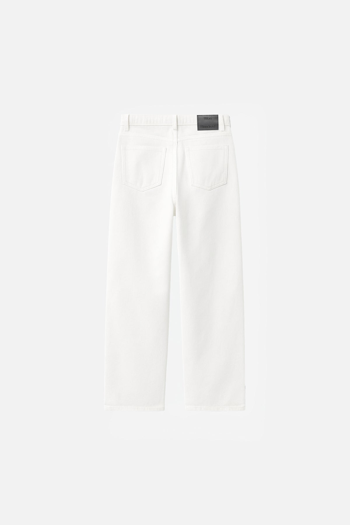 Genoa White M